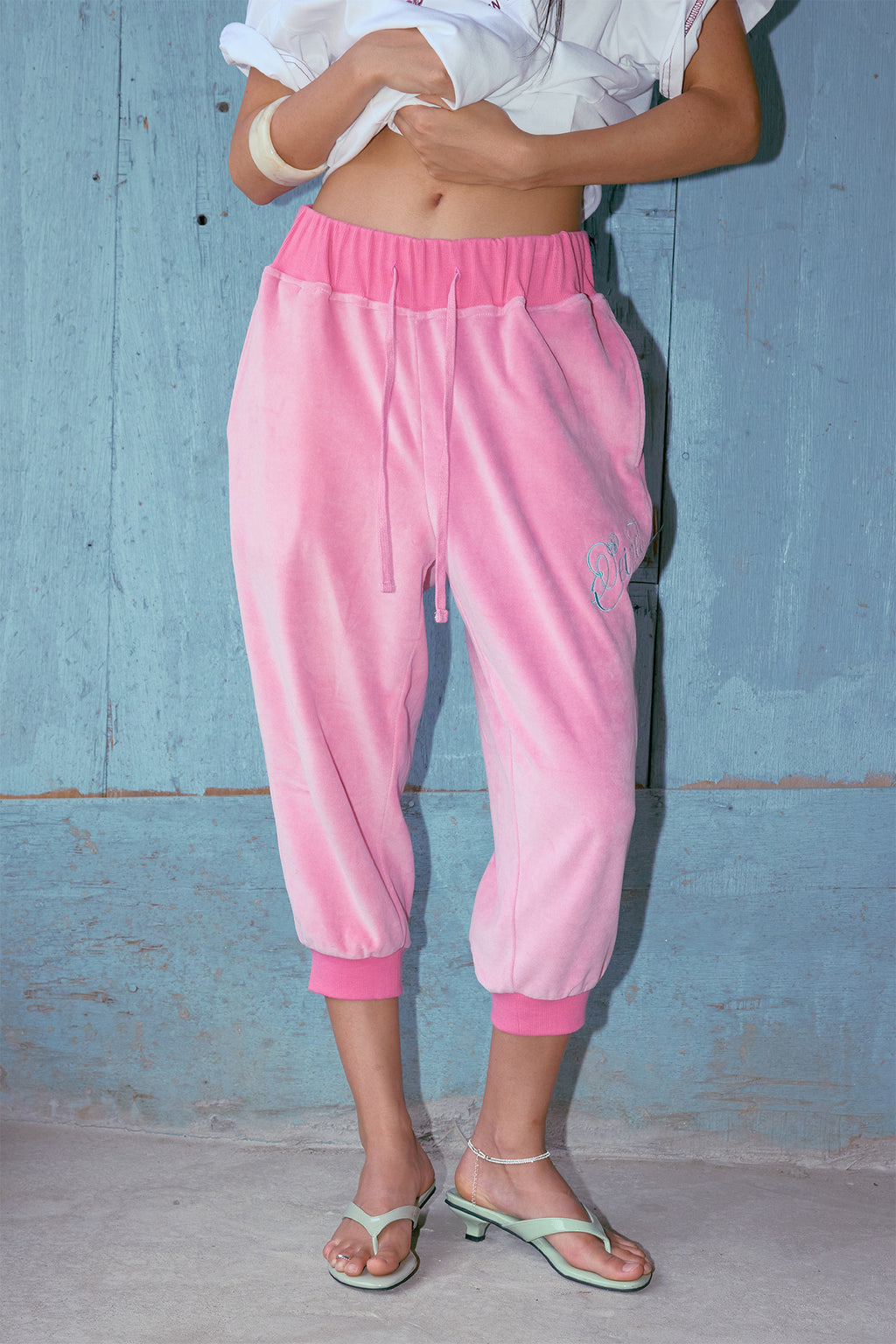 Deinet - Rose Typo Capri Jogger Pants (Pink) product image 8 | TRAB K-Fashion Australia