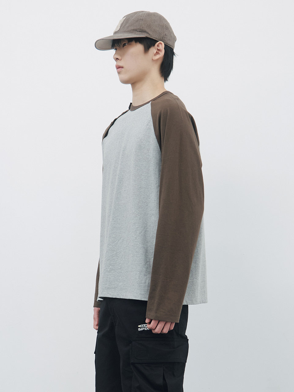 Kijun - Button Open Raglan Tee (Khaki Brown) product image 2 | TRAB K-Fashion Australia