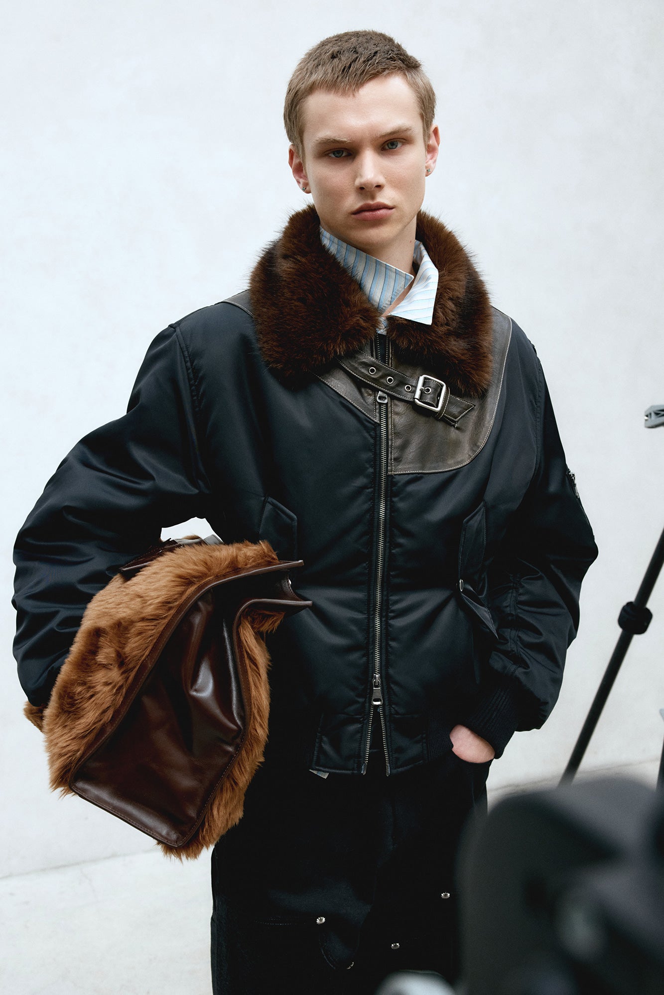 Andersson Bell - Fur Collar Leather Patch Ma-1 Bomber (Black) product image 4 | TRAB K-Fashion Australia
