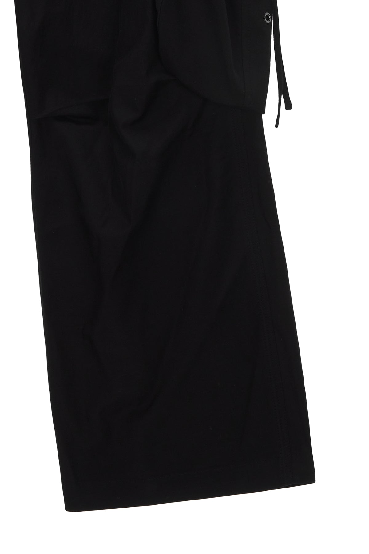 Matin Kim - String Point Big Pocket Cargo Pants (Black) product image 4 | TRAB K-Fashion Australia