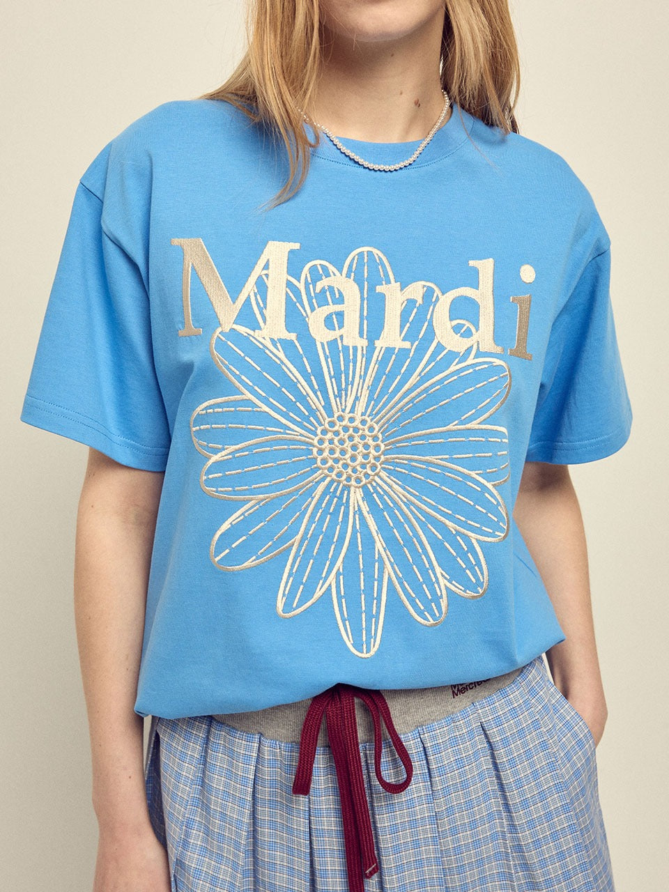 Mardi Mercredi - Tshirt Flowermardi Needlework (Blue Cream) product image 1 | TRAB K-Fashion Australia
