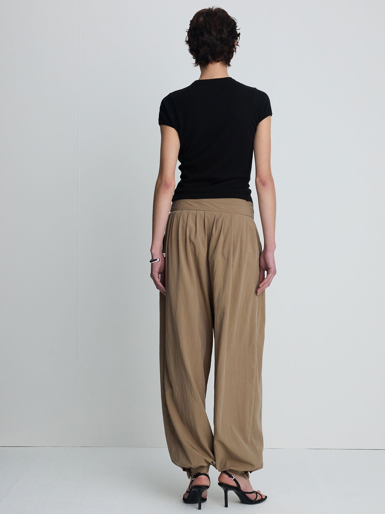 Tonywack - Pleated Voluminous Pants (Beige) product image 3 | TRAB K-Fashion Australia