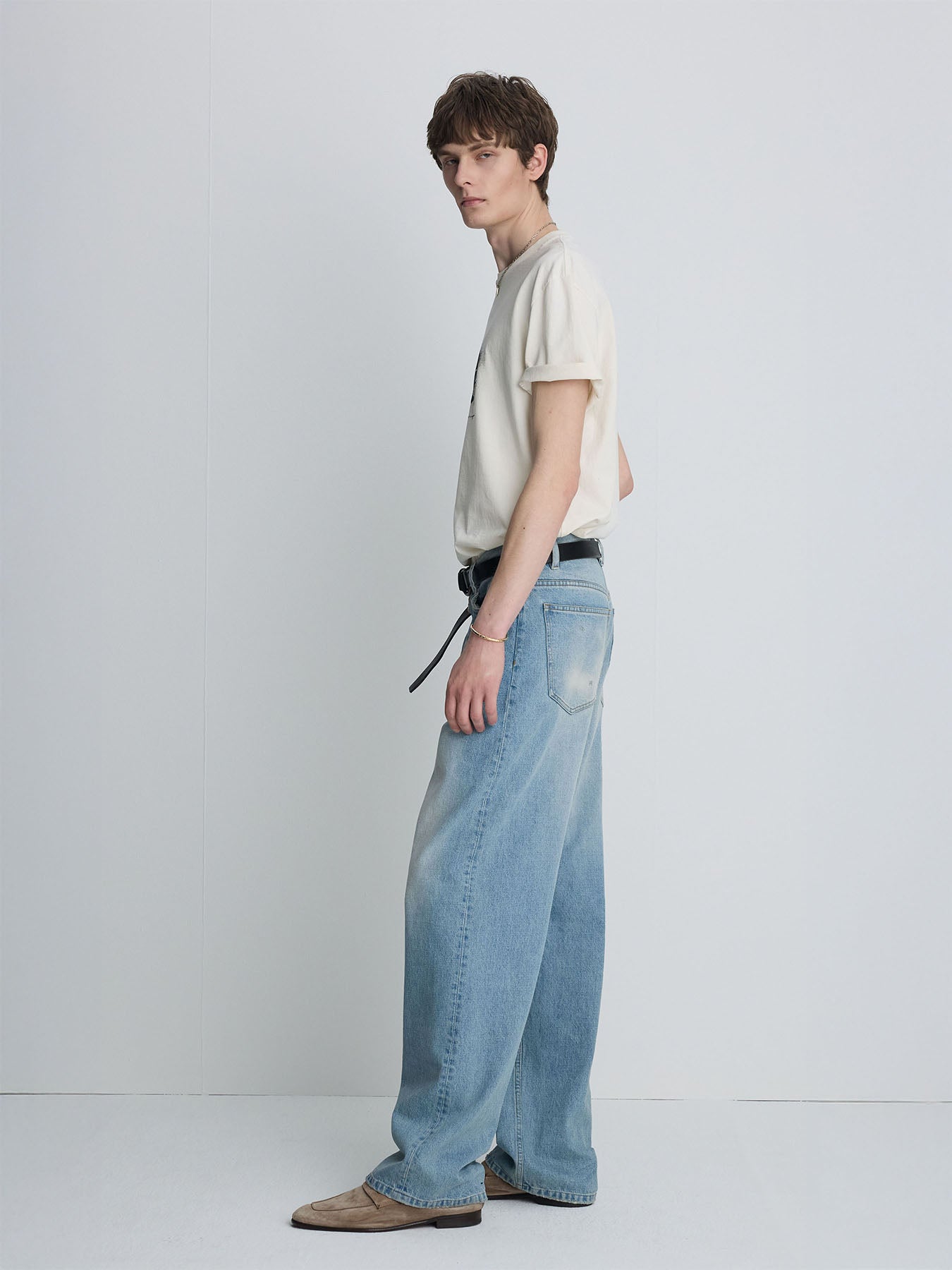 Tonywack - Wide Tapered Low Denim Jeans (Faded Light Blue) product image 6 | TRAB K-Fashion Australia