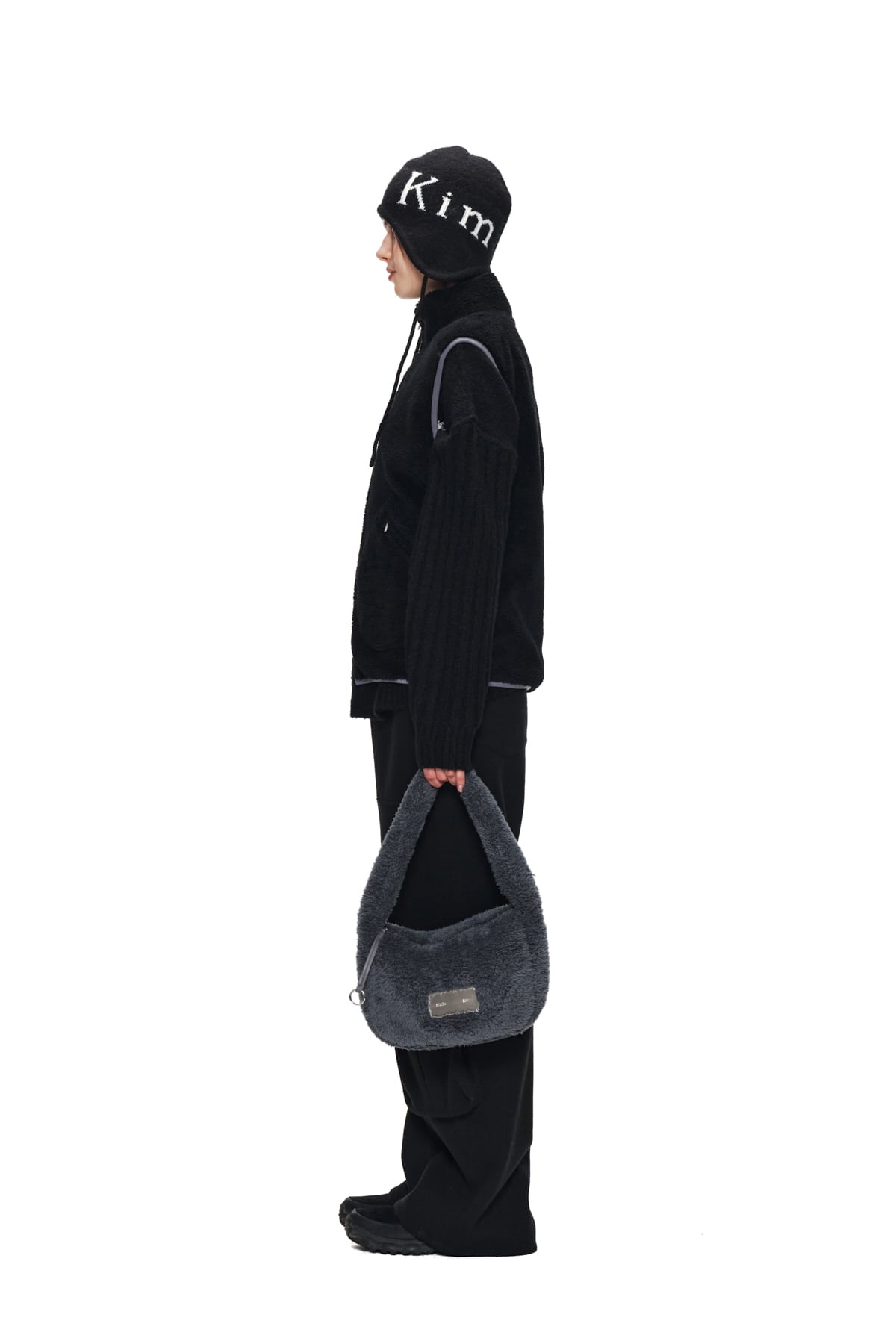 Matin Kim - Round Pocket Fleece Vest (Black) product image 6 | TRAB K-Fashion Australia