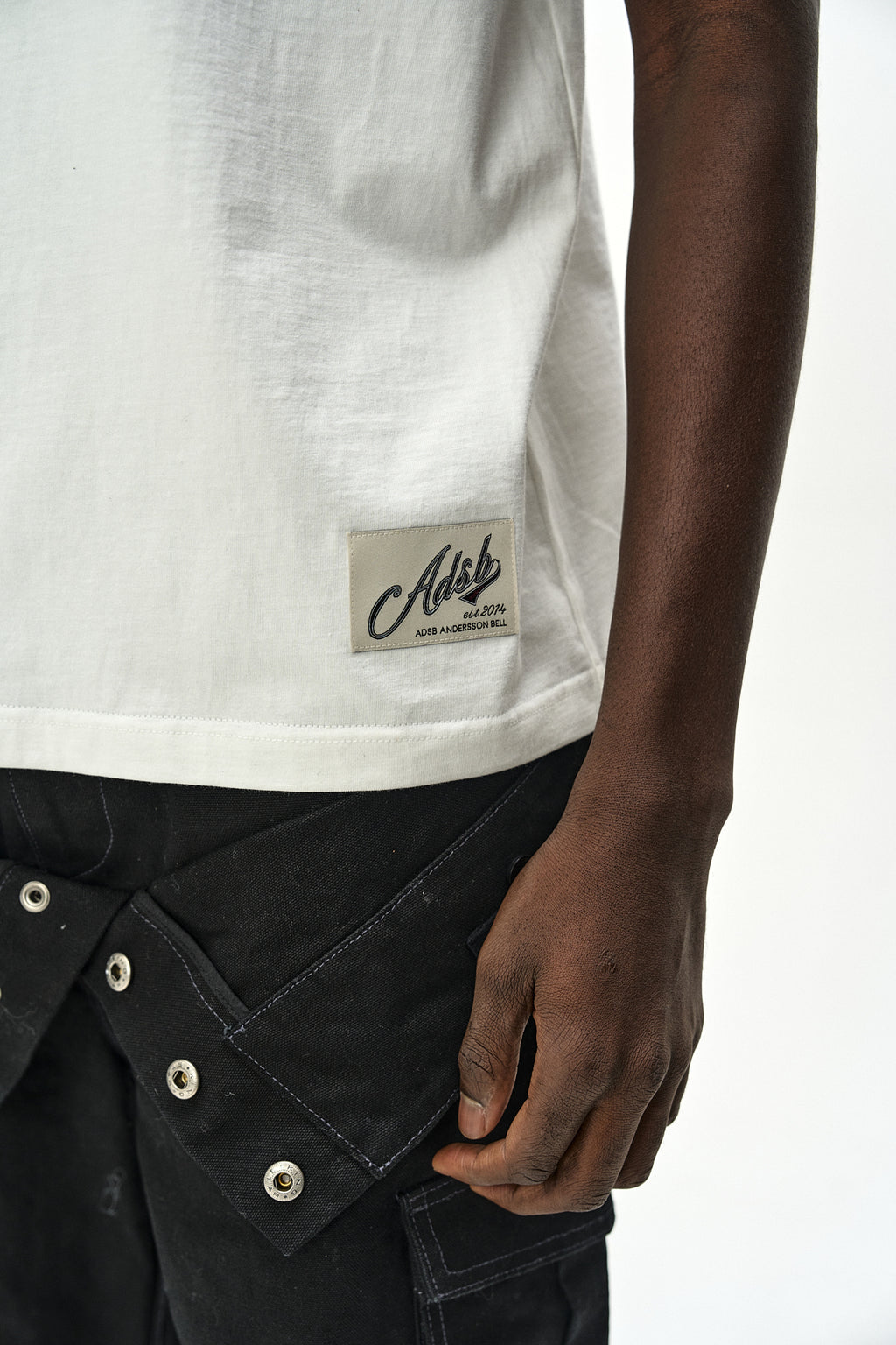 Andersson Bell - Unisex Heart Kelly Logo T-Shirt (White/Green) product image 7 | TRAB K-Fashion Australia