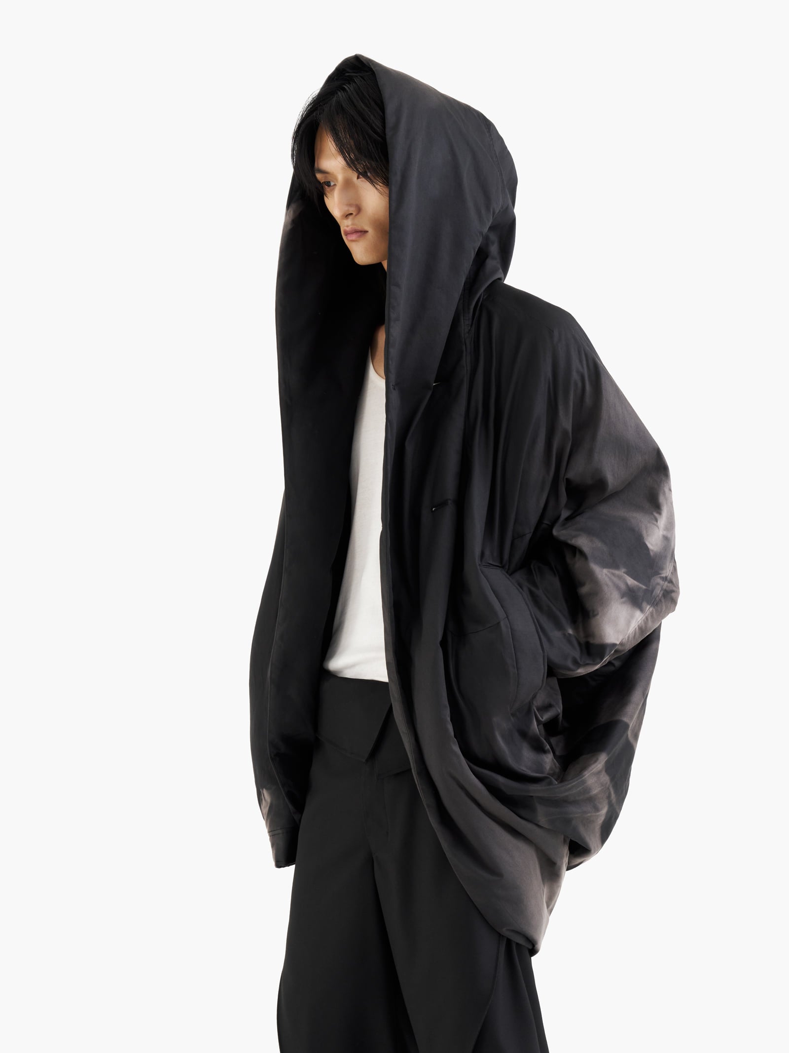 Jiyong Kim - Sun-Bleached Draped Insulated Jacket (Black) product image 3 | TRAB K-Fashion Australia