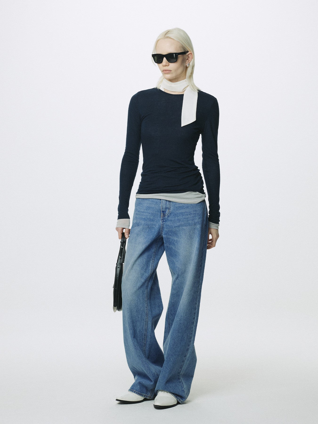 Tonywack - Wide-Leg Baggy Denim Jeans (Washed Blue) product image 2 | TRAB K-Fashion Australia