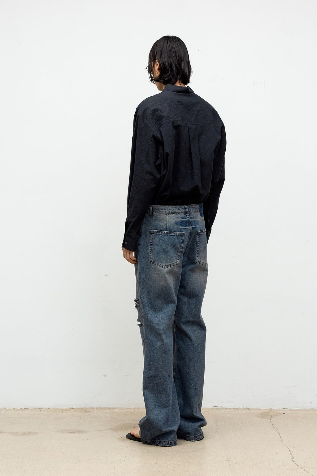 Coor - Distressed Semi-Flare Jeans (Washed Indigo) product image 4 | TRAB K-Fashion Australia