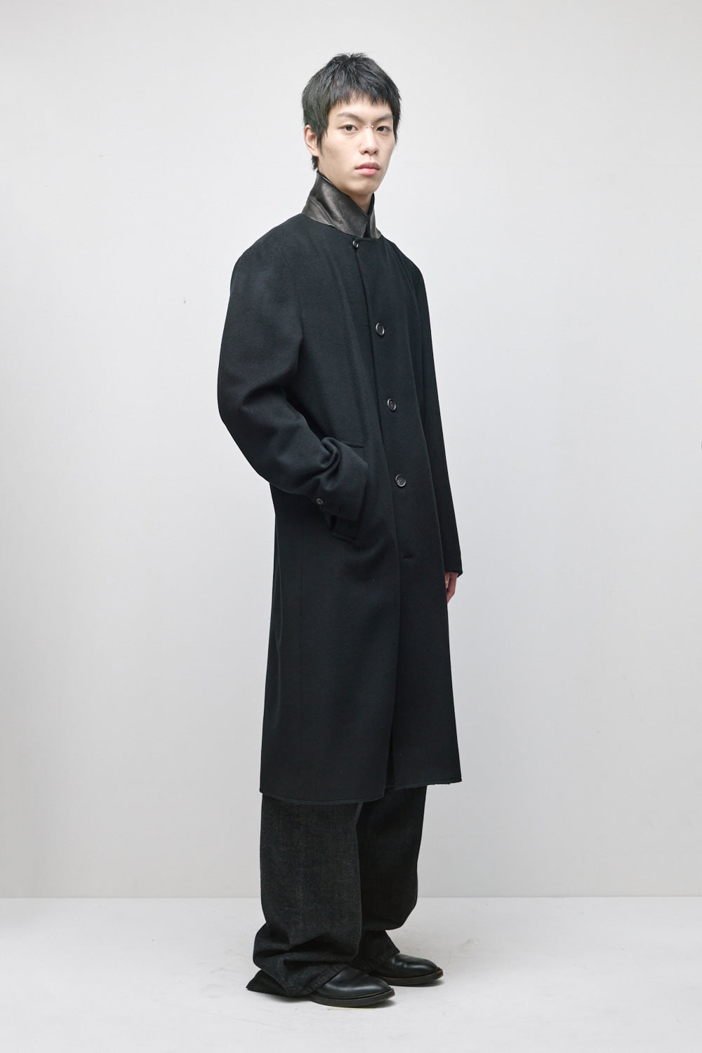 Hatchingroom - Chesterfield Coat (Black) product image 17 | TRAB K-Fashion Australia