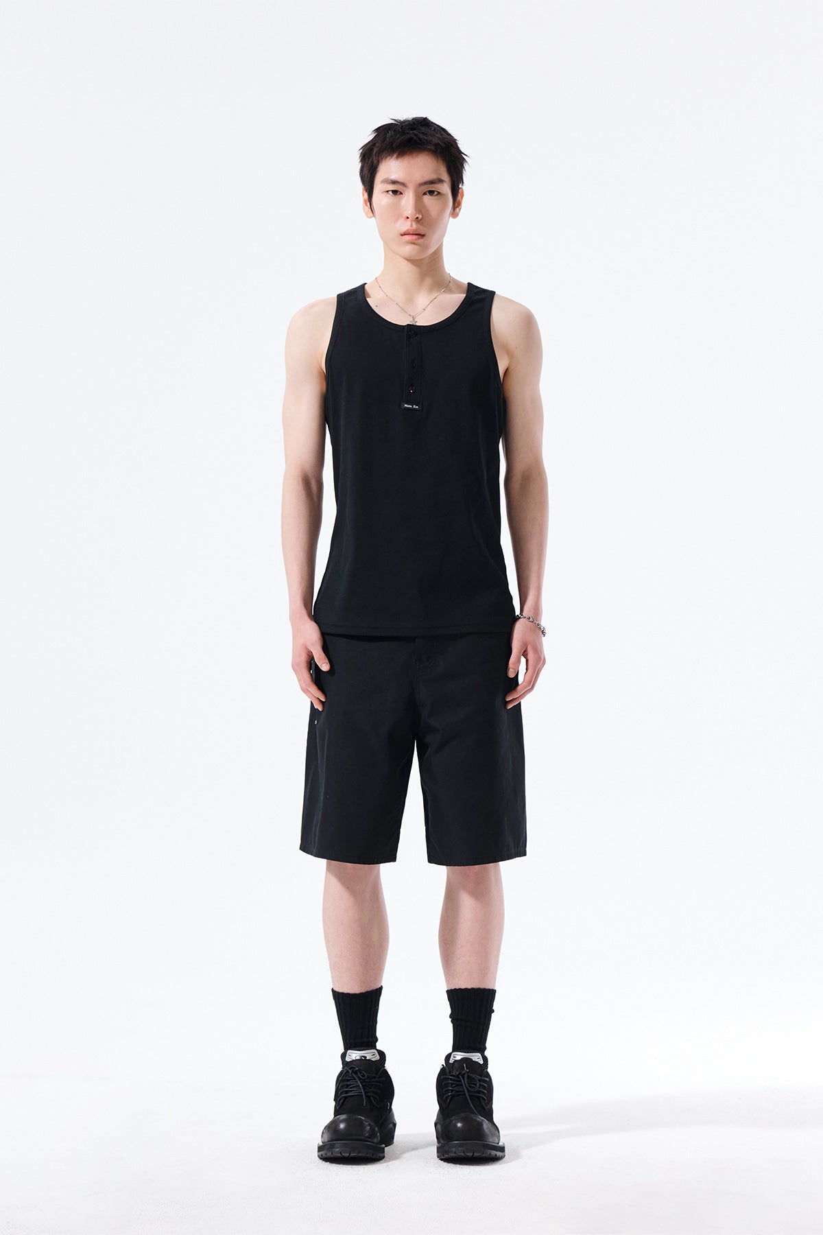 Matin Kim - Curved Seam Bermuda Pants (Black) product image 5 | TRAB K-Fashion Australia