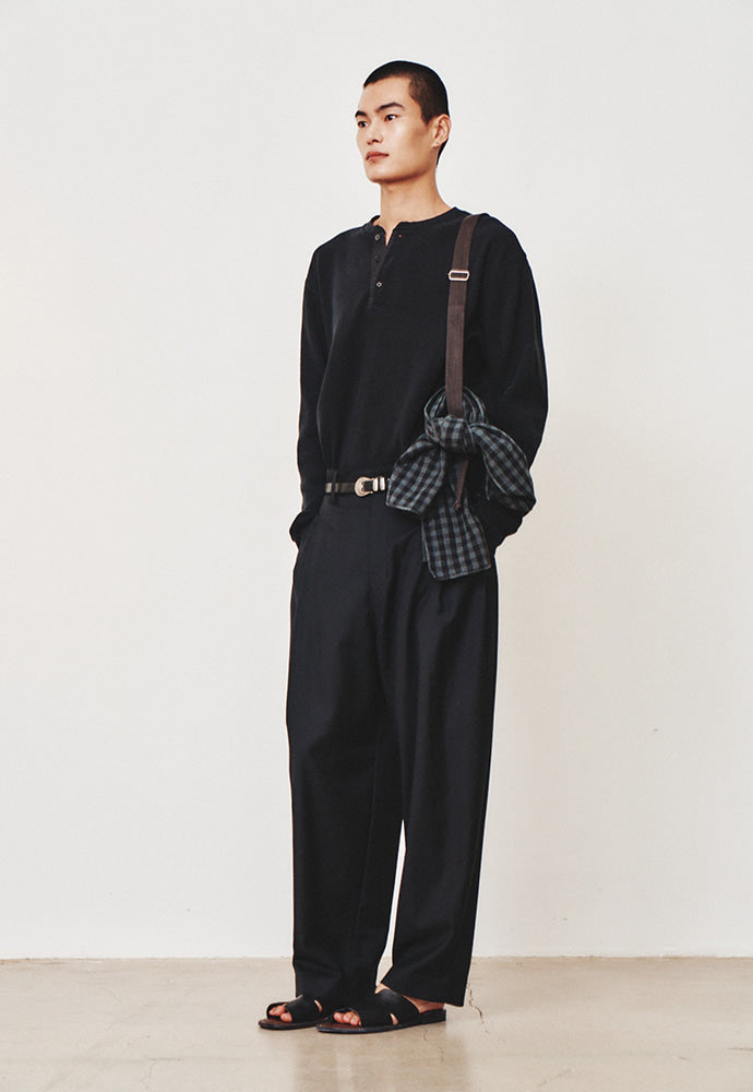 Art if acts - Wool Side Two Tuck Pants (Black) product image 2 | TRAB K-Fashion Australia