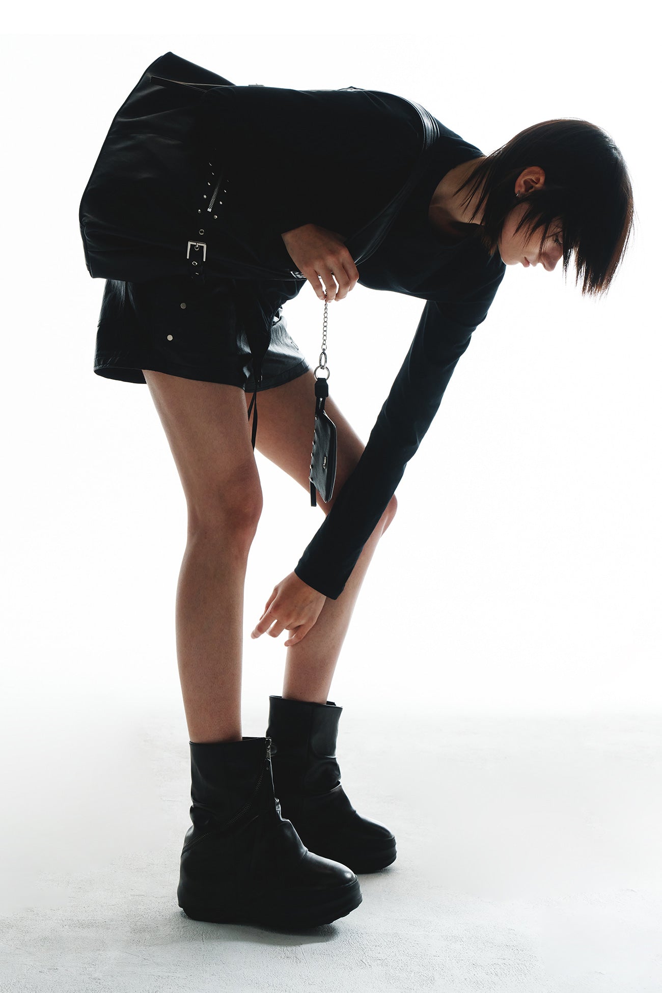 Deinet - Stud Detail Point Pocket Bag (Black) product image 3 | TRAB K-Fashion Australia