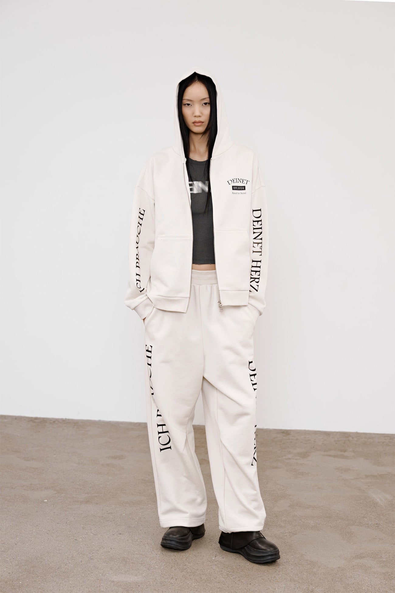 Deinet - German Lettering Hoodie Zip-Up (Ivory) product image 5 | TRAB K-Fashion Australia
