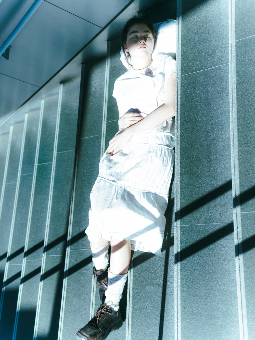 Coyseio - Shirring Midi Skirt (White) product image 2 | TRAB K-Fashion Australia