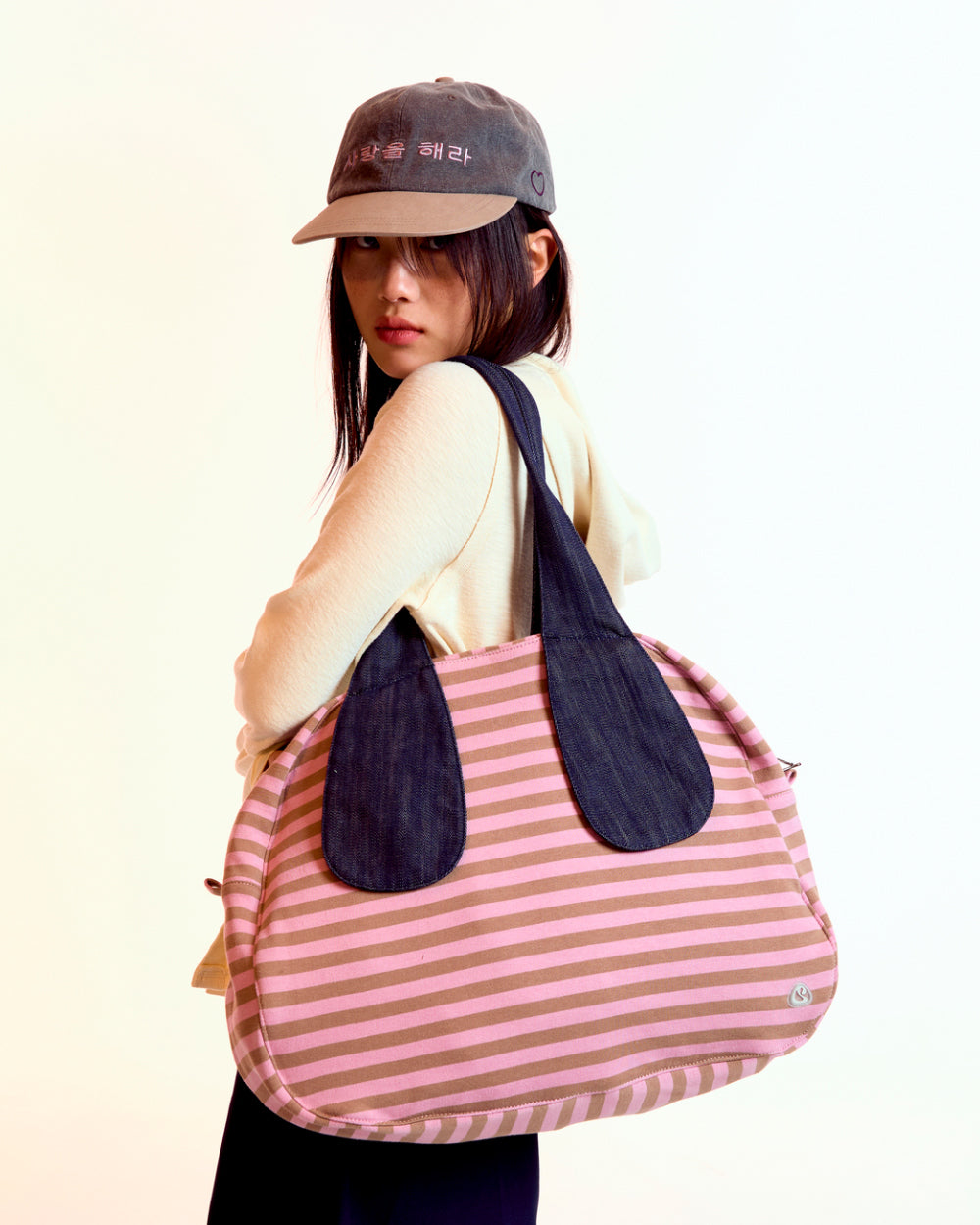 Coyseio - Ema Tiny Friends Stripe Bag (Pink Beige) product image 4 | TRAB K-Fashion Australia
