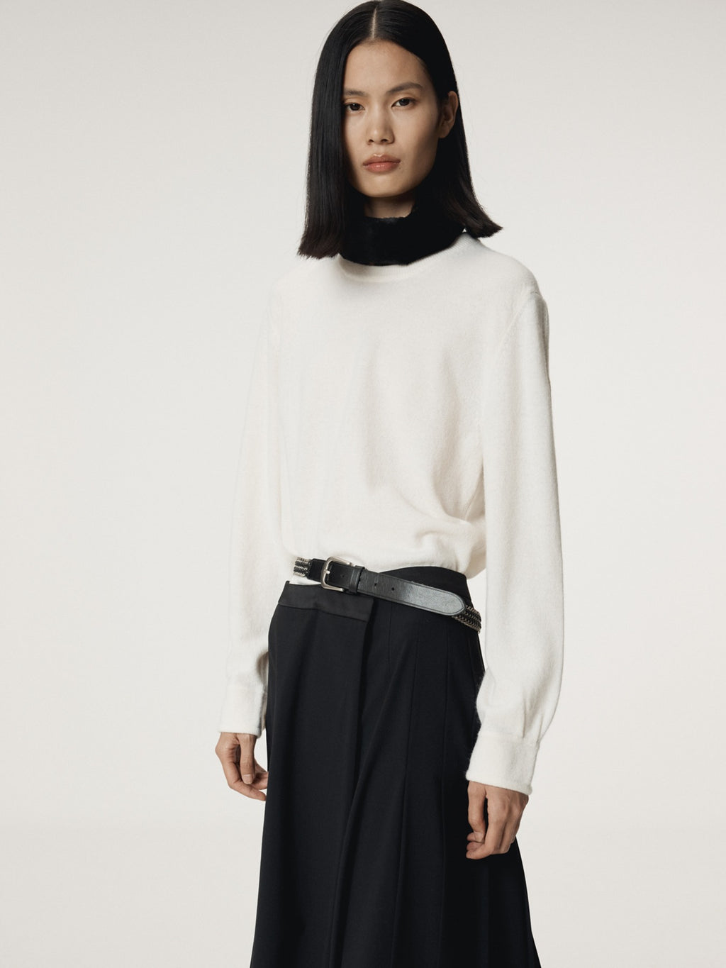 Recto - Shirt Cuffs Detail Knit Top (Cream) product image 1 | TRAB K-Fashion Australia