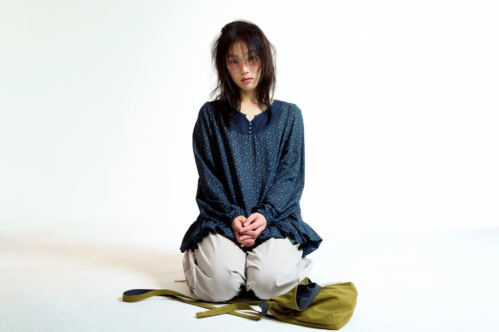Coyseio - Dudu Puff Blouse (Navy) product image 9 | TRAB K-Fashion Australia