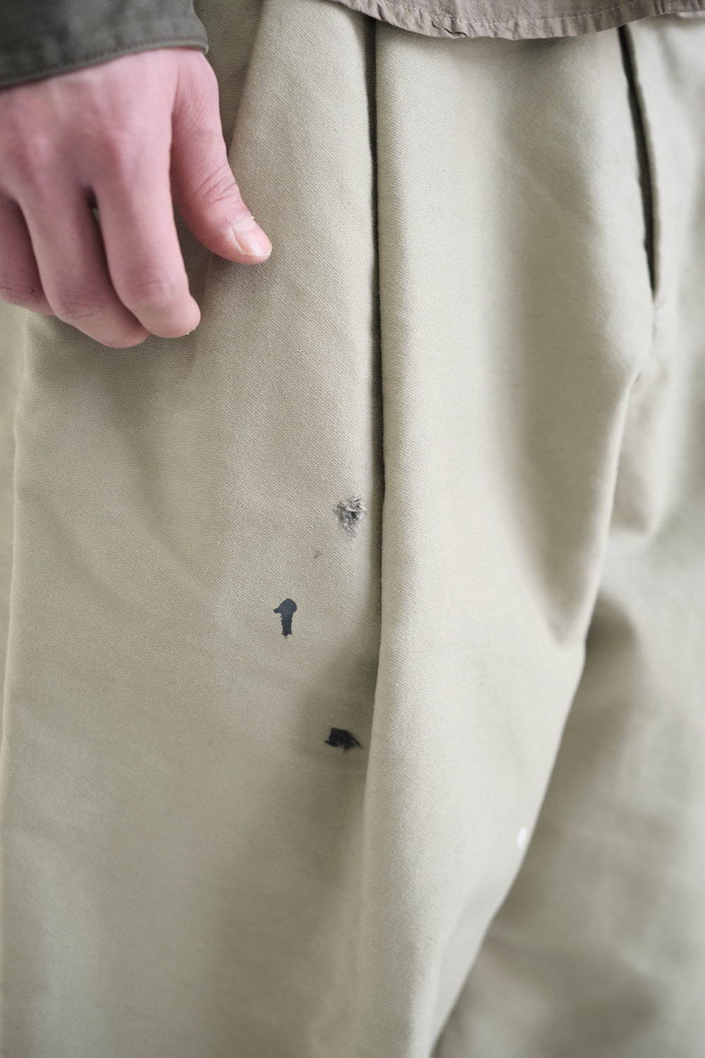 Hatchingroom - Two Pleats Trousers Moleskin (Beige) product image 8 | TRAB K-Fashion Australia