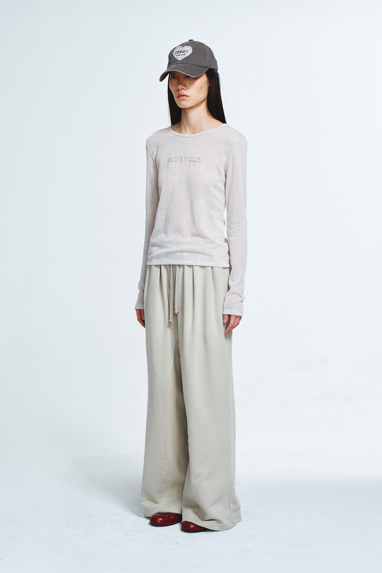 Deinet - Reverse Cut Sweatpants (Beige) product image 2 | TRAB K-Fashion Australia