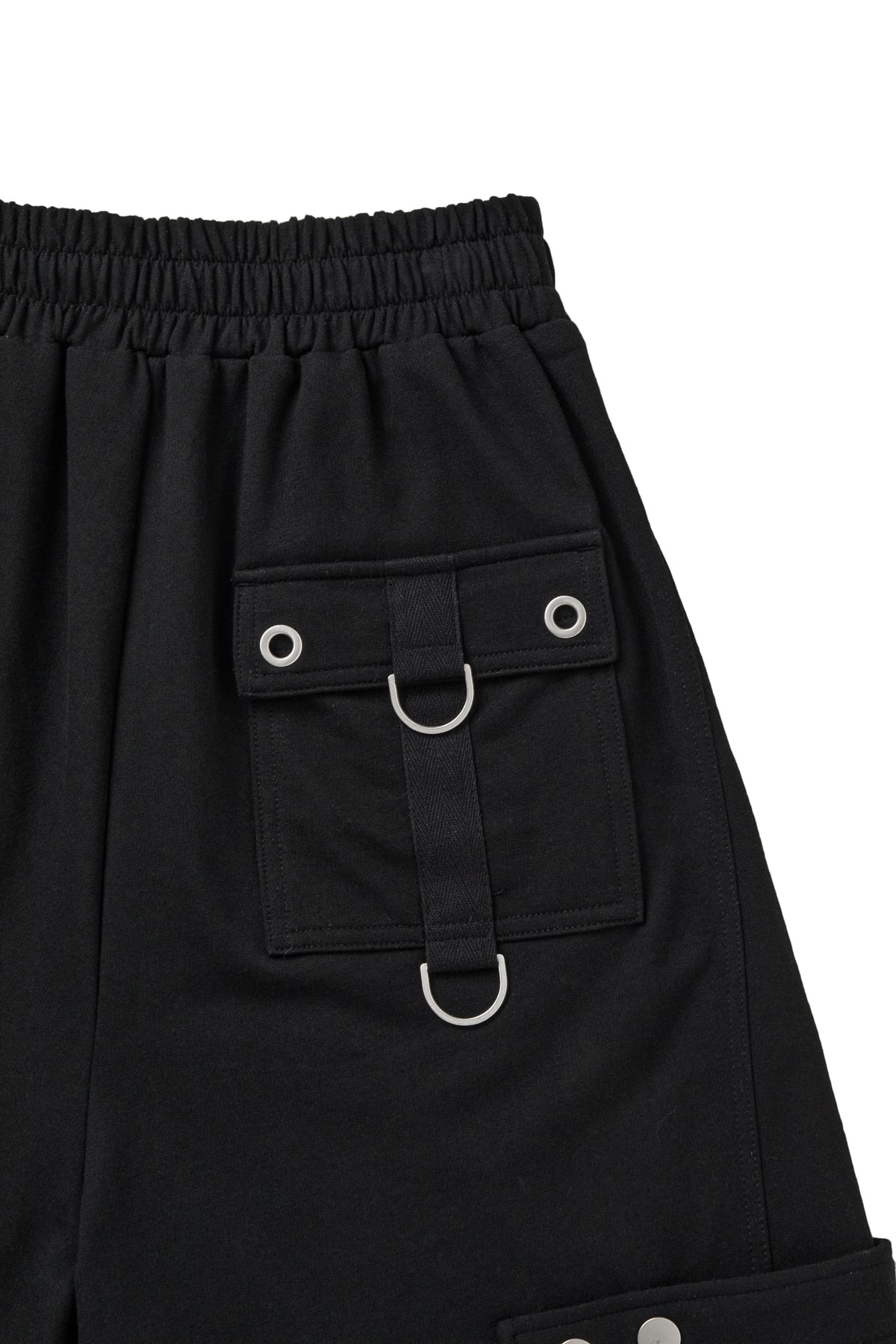 Deinet - Metal Detail Bermuda Pants (Black) product image 6 | TRAB K-Fashion Australia
