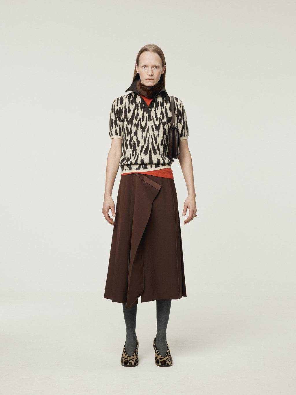 Recto - Pleated Wrap Skirt (Vintage Brown) product image 2 | TRAB K-Fashion Australia
