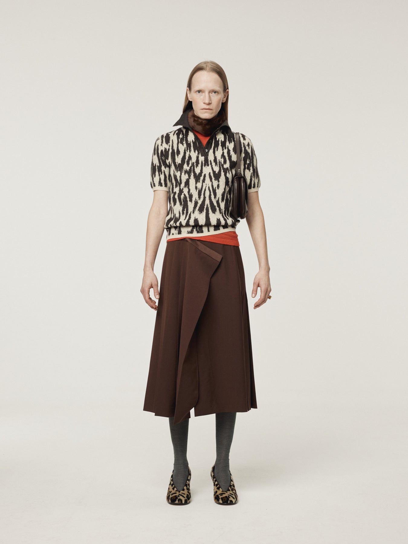 Recto - Pleated Wrap Skirt (Vintage Brown) product image 2 | TRAB K-Fashion Australia