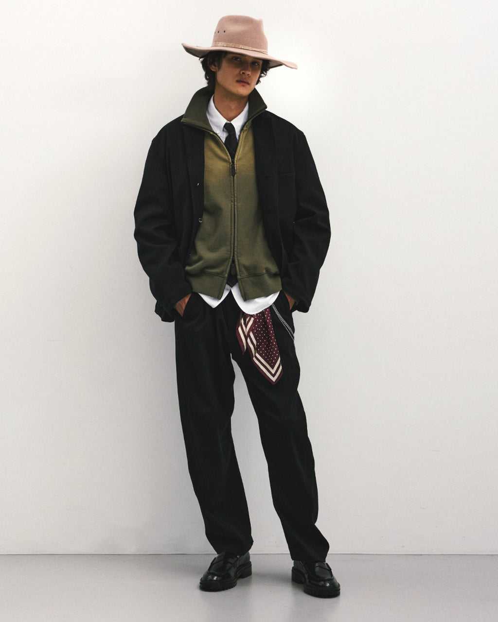 Eastlogue - Cinch Back Curved Pants (Black Twill) product image 4 | TRAB K-Fashion Australia