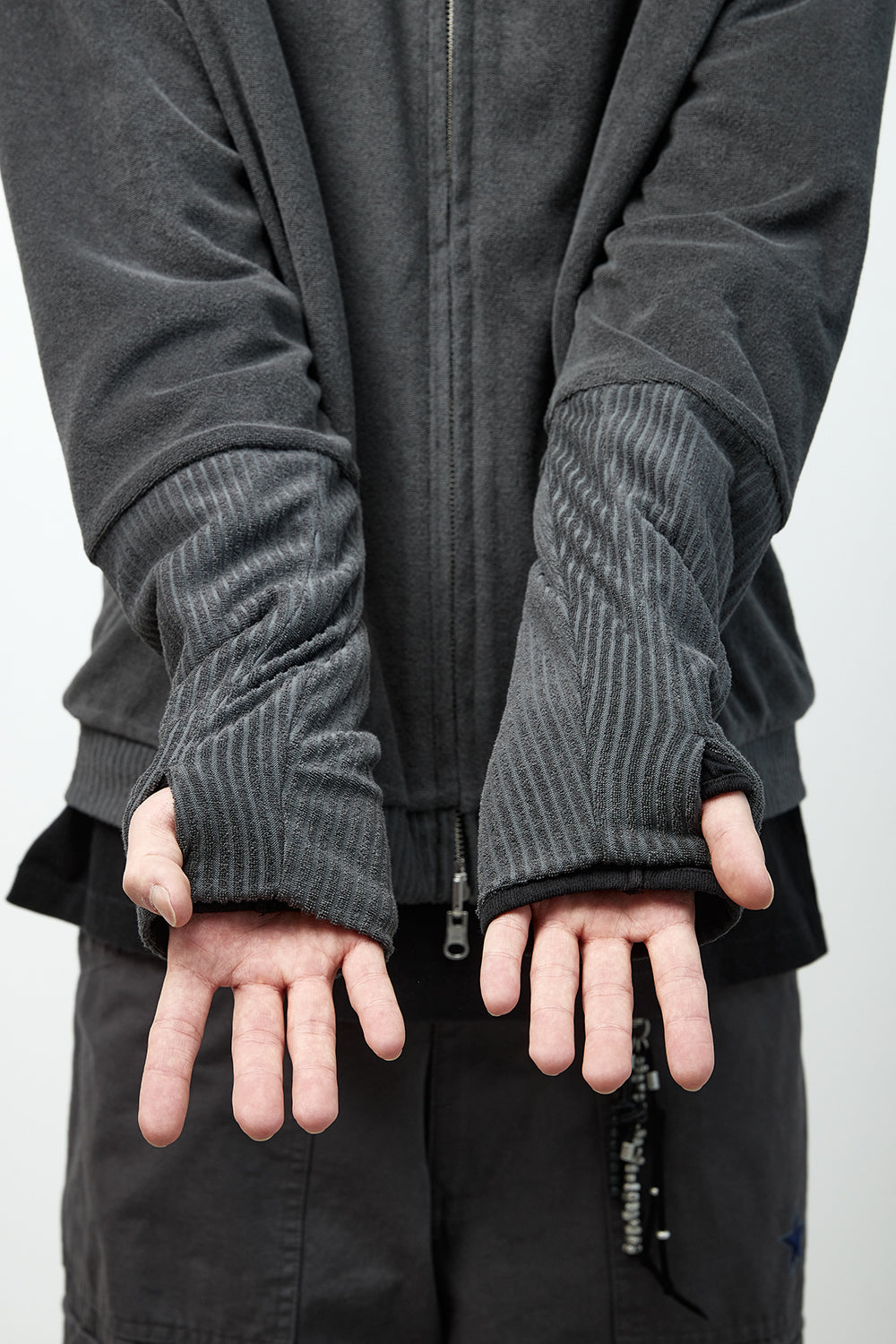 Hatchingroom - Reversible Layer Cardigan (Charcoal) product image 15 | TRAB K-Fashion Australia
