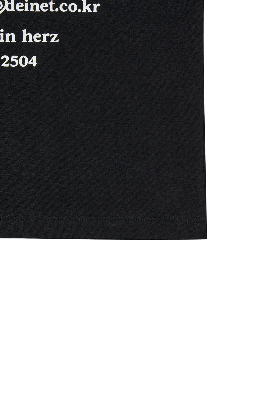 Deinet - Lettering Graphic Slimsized T-Shirt (Black) product image 5 | TRAB K-Fashion Australia