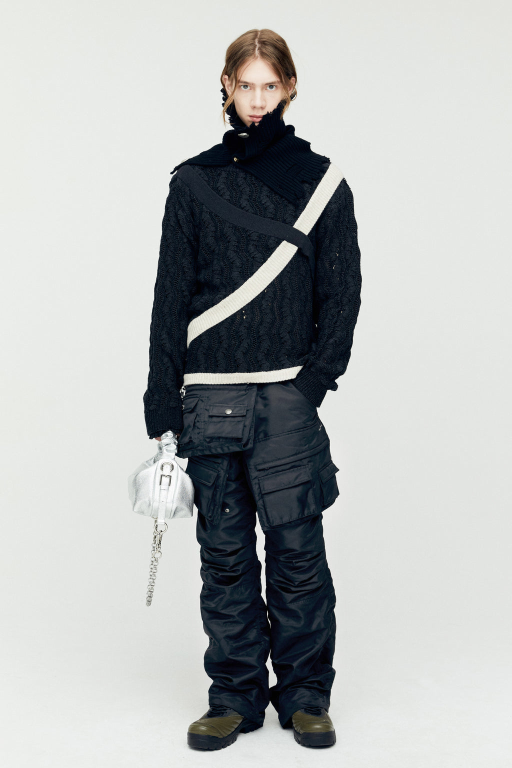 Andersson Bell - Two Tone Wave Crew-Neck Sweater (Black) product image 5 | TRAB K-Fashion Australia