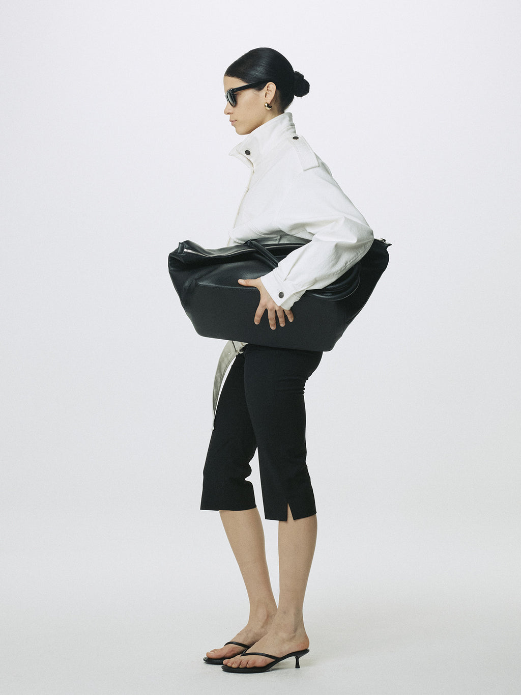 Tonywack - Wool Capri Trousers (Black) product image 6 | TRAB K-Fashion Australia