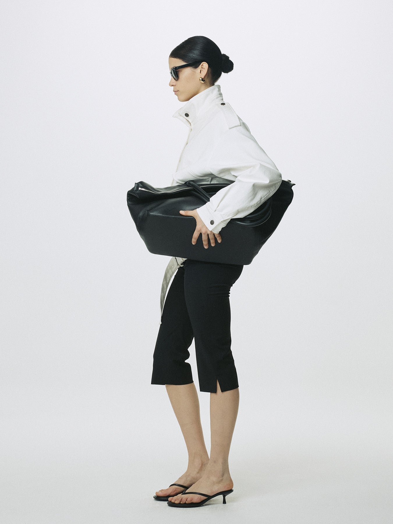 Tonywack - Wool Capri Trousers (Black) product image 6 | TRAB K-Fashion Australia