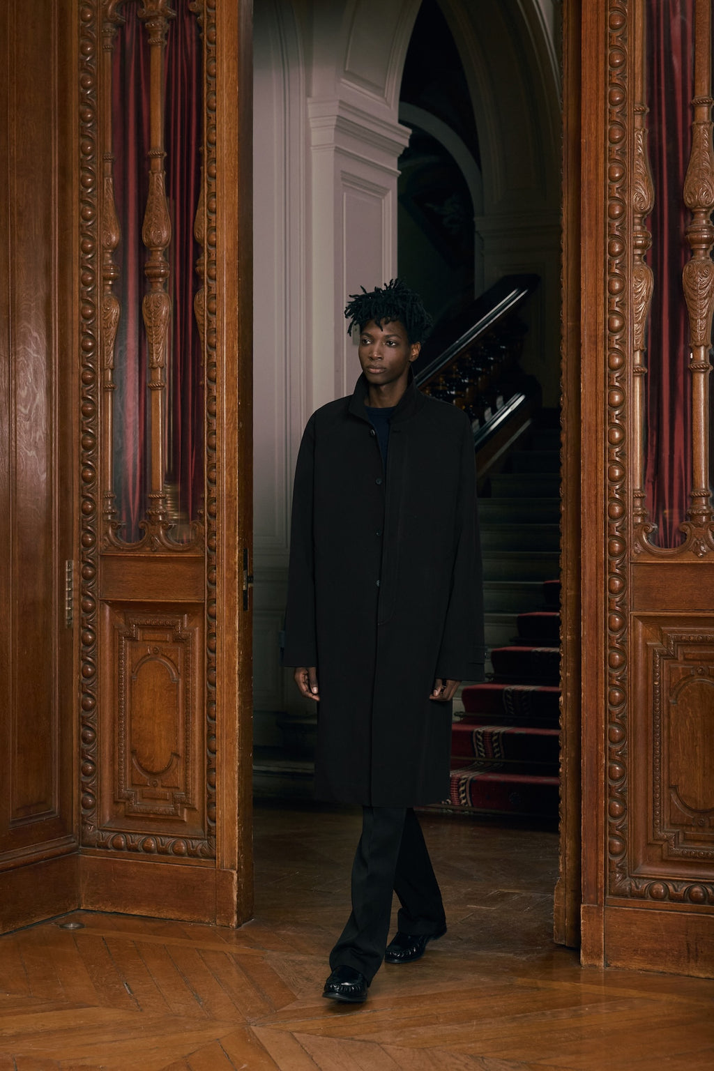 STU - Raglan Mac Coat (Black) product image 7 | TRAB K-Fashion Australia
