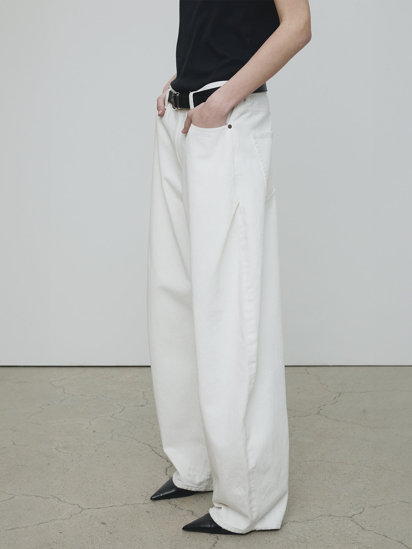 Tonywack - Garment-Dyed Cotton Sleeveless (Faded Black) product image 6 | TRAB K-Fashion Australia