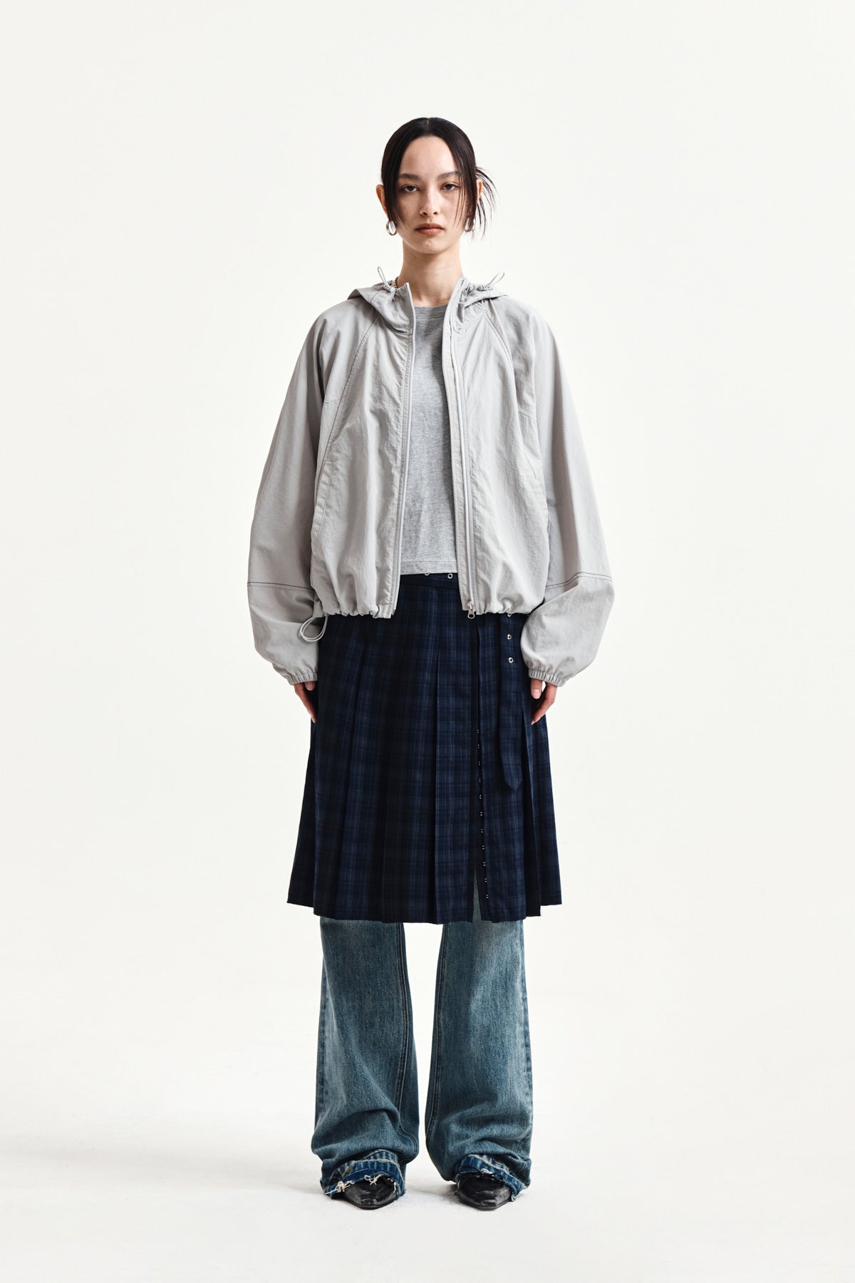 Matin Kim - Belted Slit Pleat Skirt (Navy) product image 5 | TRAB K-Fashion Australia