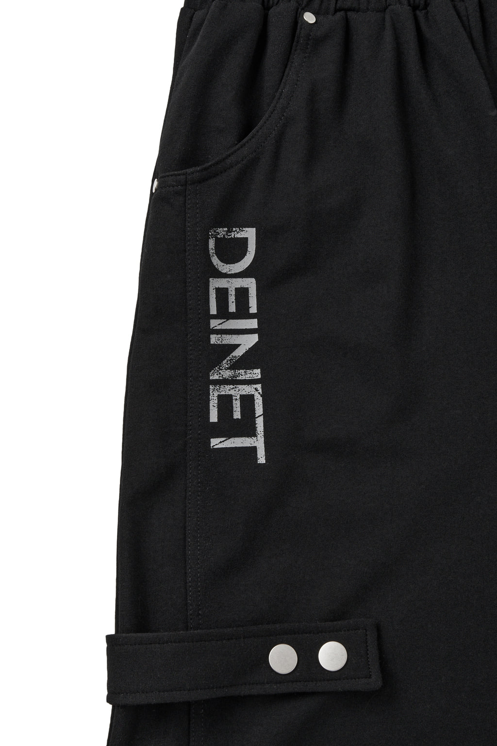 Deinet - Metal Detail Bermuda Pants (Black) product image 7 | TRAB K-Fashion Australia