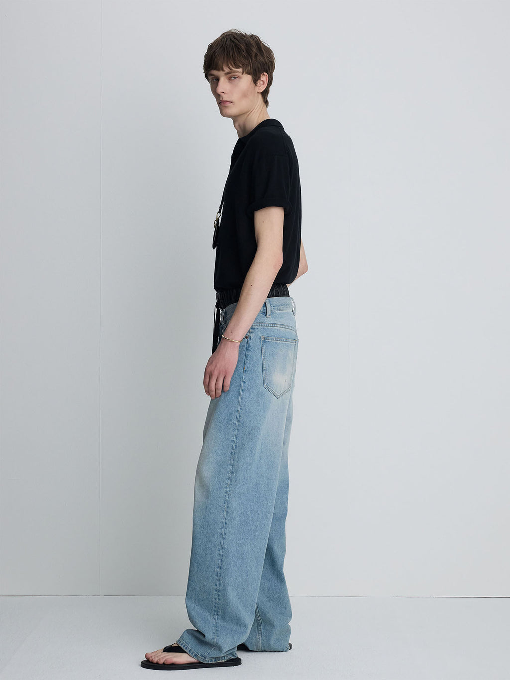 Tonywack - Wide Tapered Low Denim Jeans (Faded Light Blue) product image 2 | TRAB K-Fashion Australia