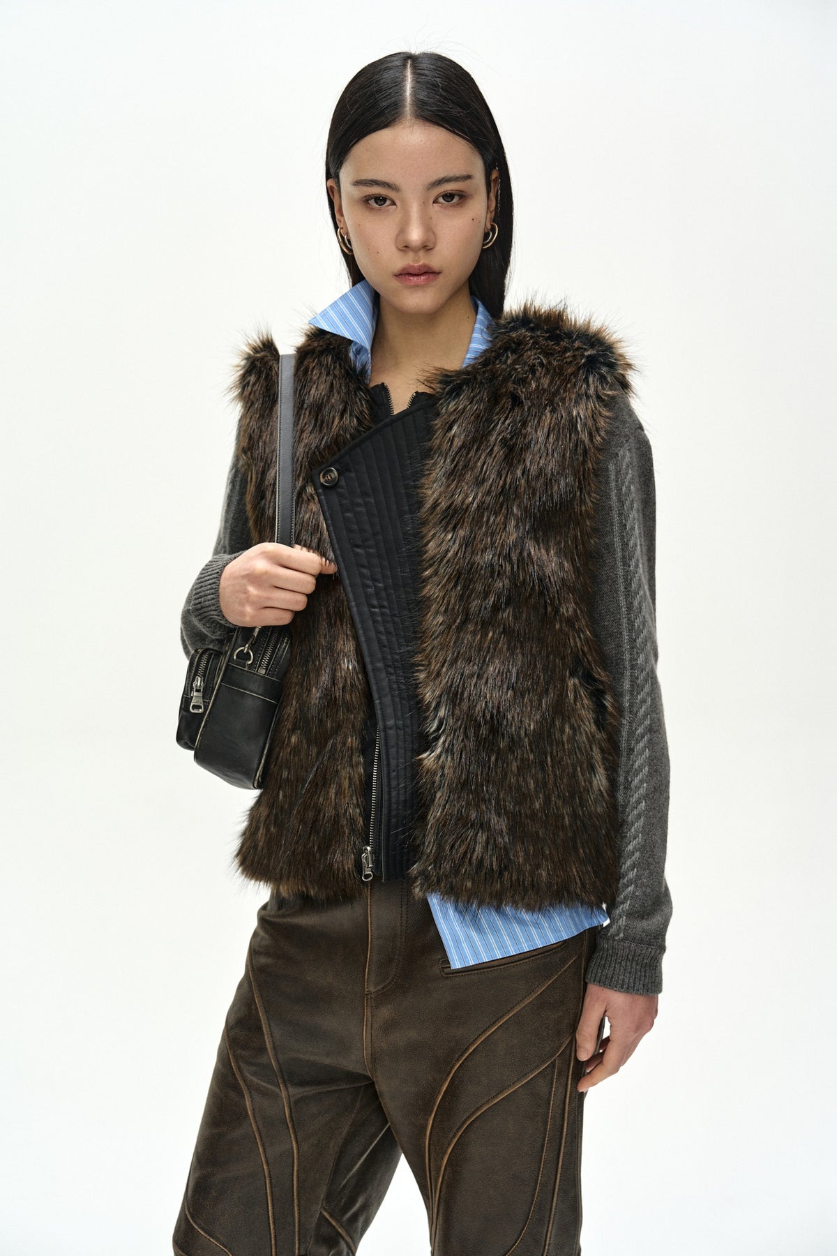 Andersson Bell - Unisex Curved Placket Reversible Vest (Brown/Khaki) product image 8 | TRAB K-Fashion Australia