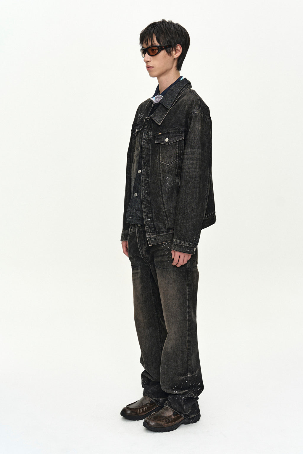 Andersson Bell - Unisex Asymmetric Layered Beads Denim Jacket (Black) product image 3 | TRAB K-Fashion Australia