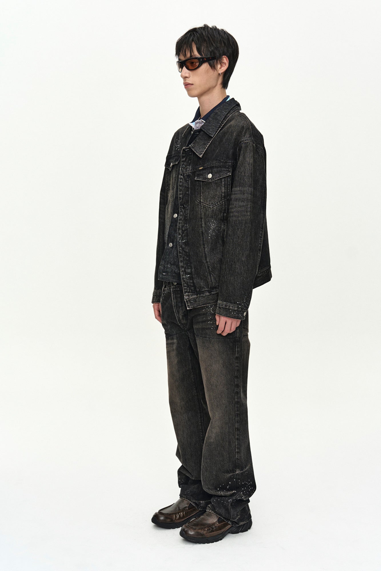 Andersson Bell - Unisex Asymmetric Layered Beads Denim Jacket (Black) product image 3 | TRAB K-Fashion Australia