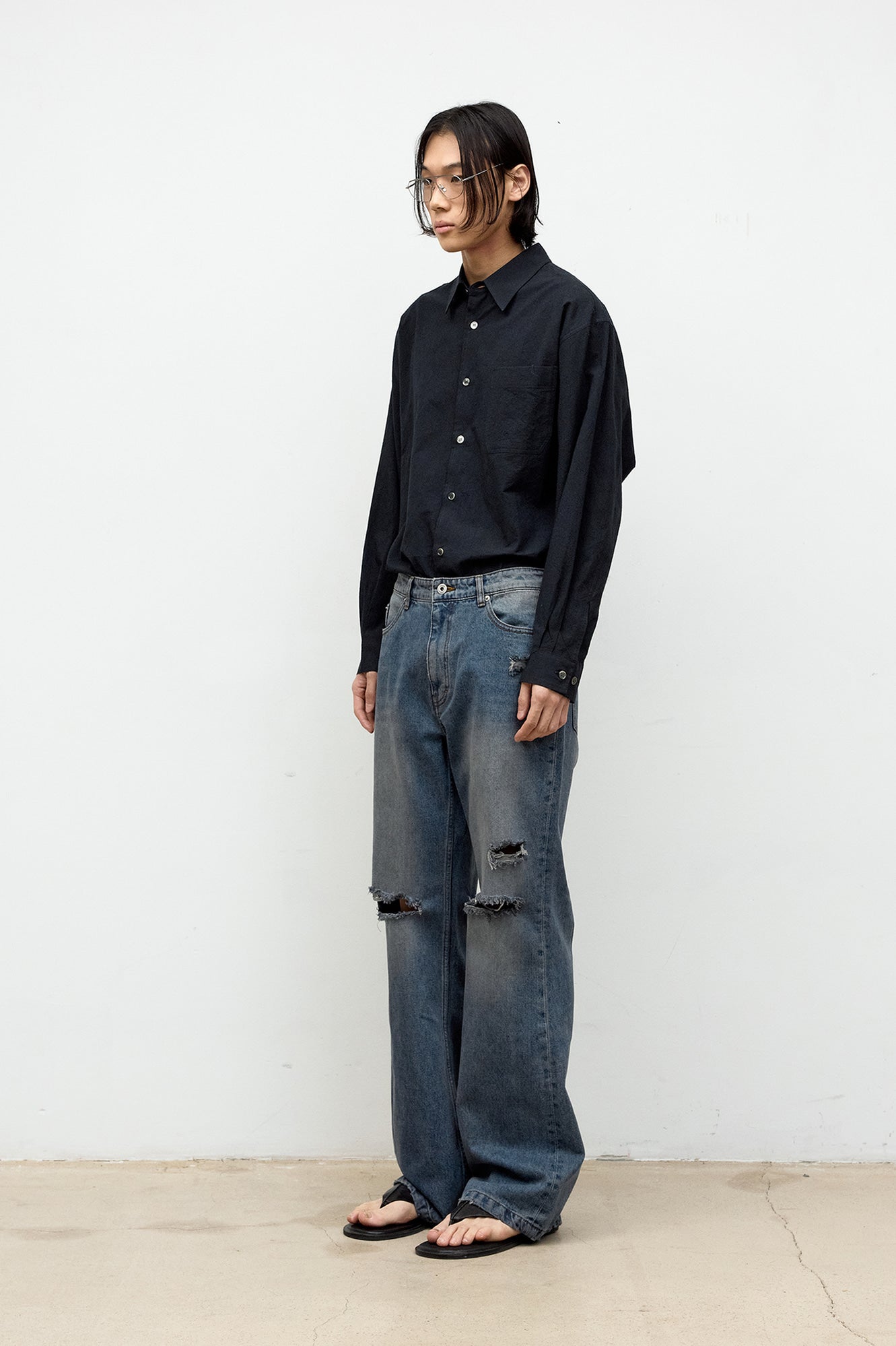 Coor - Solid Crease Shirt (Black) product image 3 | TRAB K-Fashion Australia