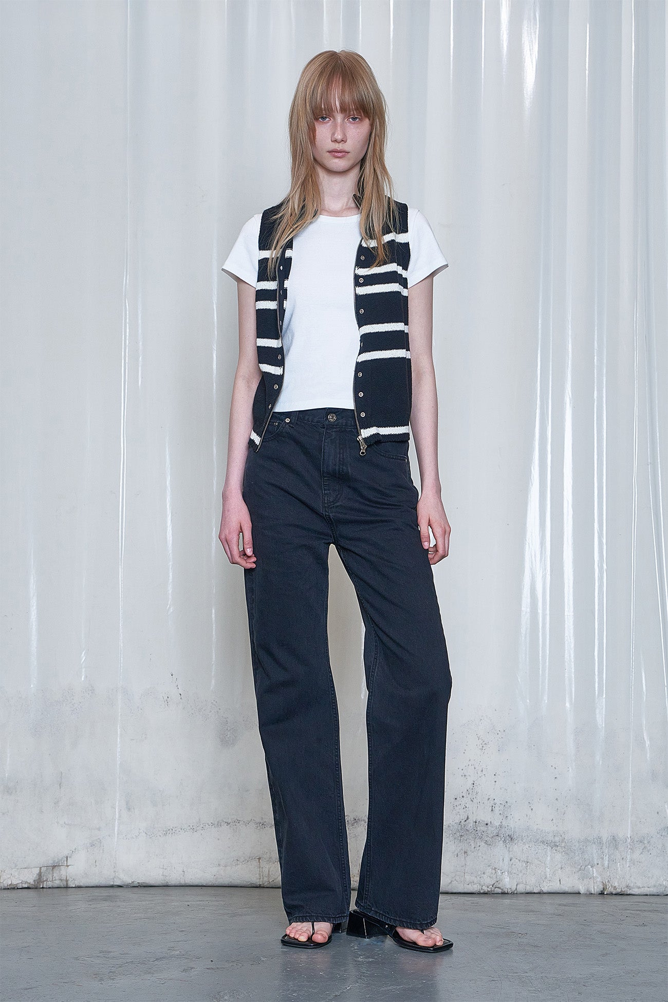 Deinet - Stripe Knit Vest Zip Up (Black) product image 9 | TRAB K-Fashion Australia