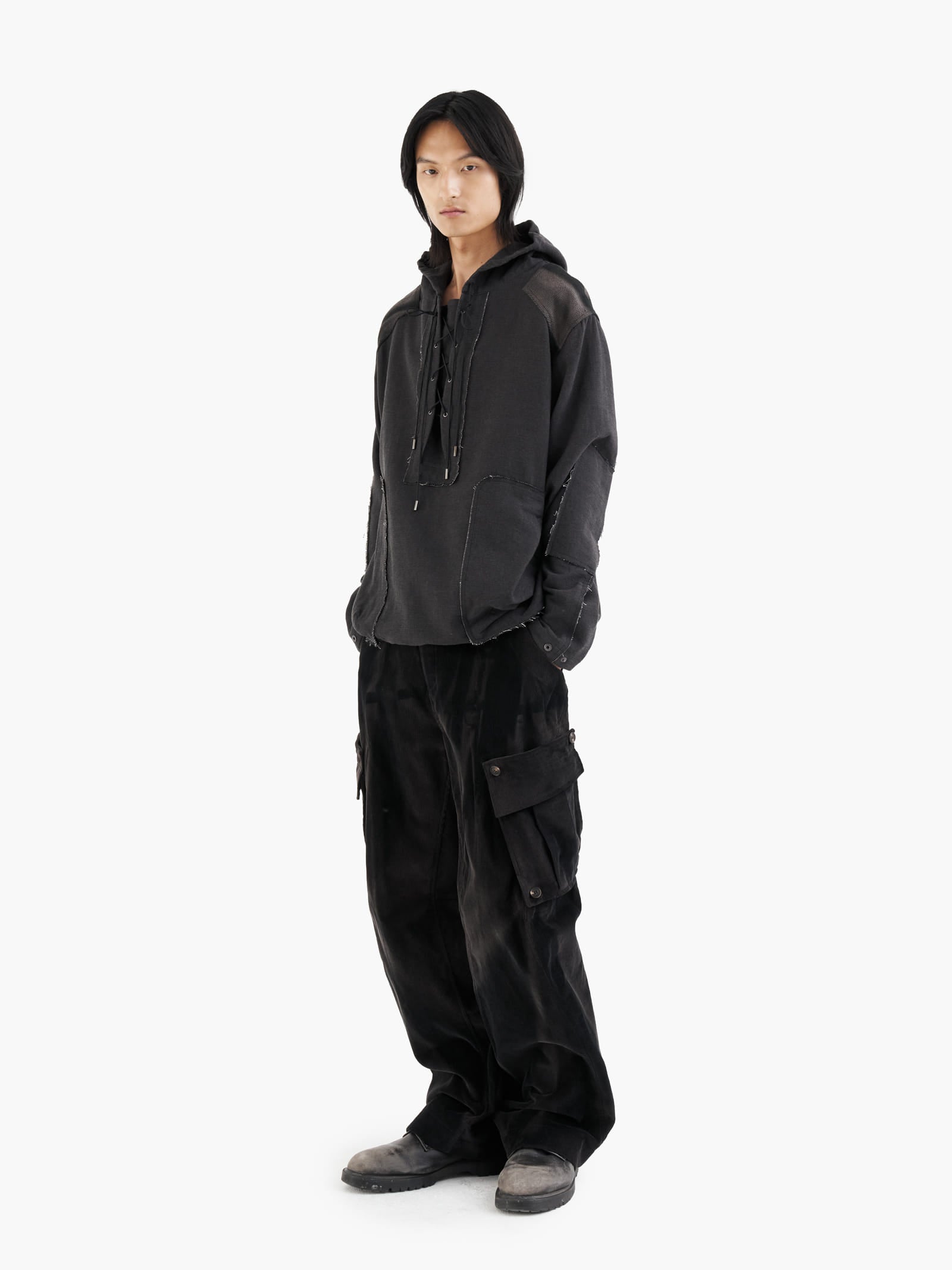 Jiyong Kim - Sun-Bleached Detachable Pocket Trousers (Black) product image 1 | TRAB K-Fashion Australia