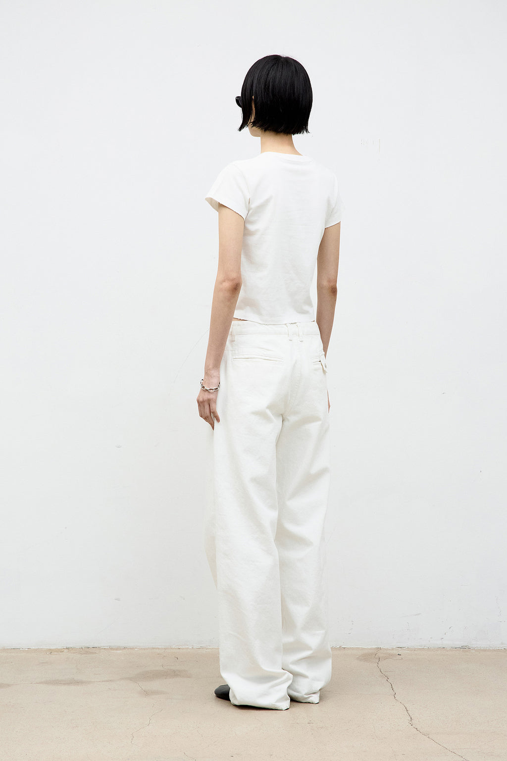 Coor - Damages Point T-Shirt (White) product image 4 | TRAB K-Fashion Australia