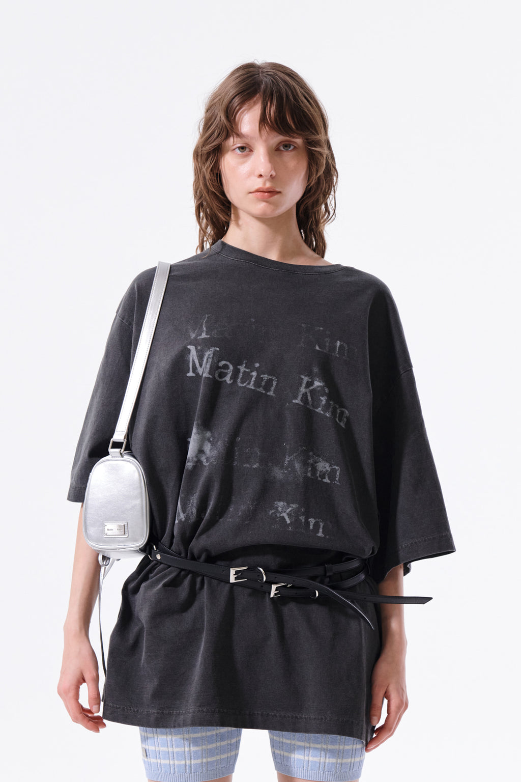 Matin Kim - [Pre-Order – Ships June 22] Pigment Graffiti Logo Top (Charcoal) product image 5 | TRAB K-Fashion Australia