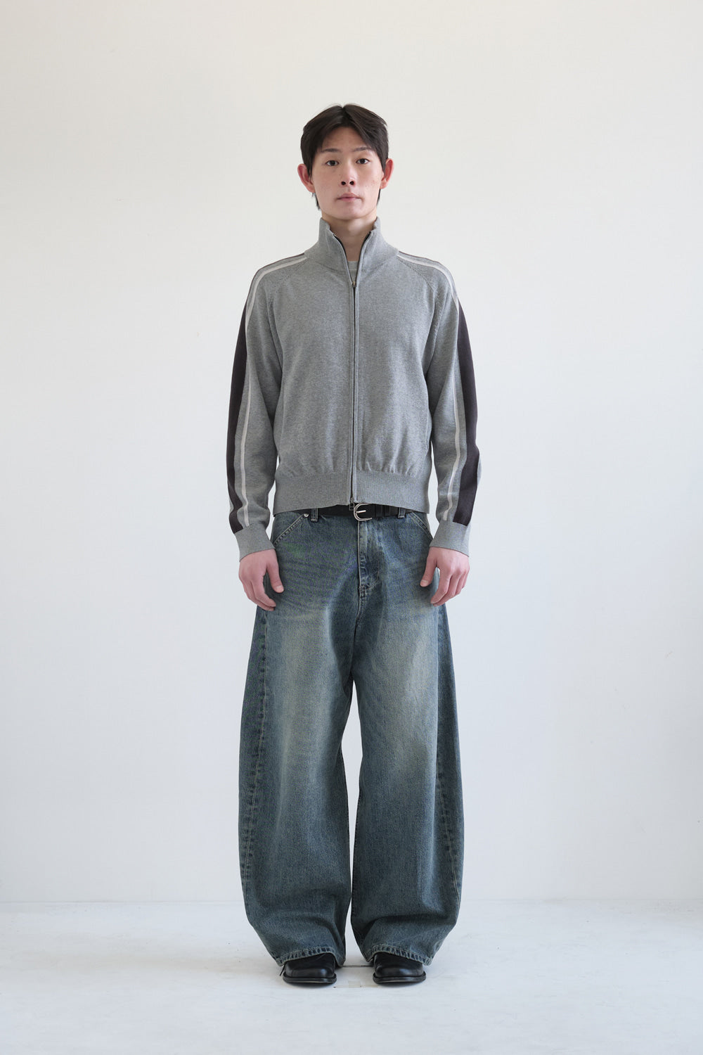 Hatchingroom - Wide Curve Jeans (Vintage Blue) product image 3 | TRAB K-Fashion Australia