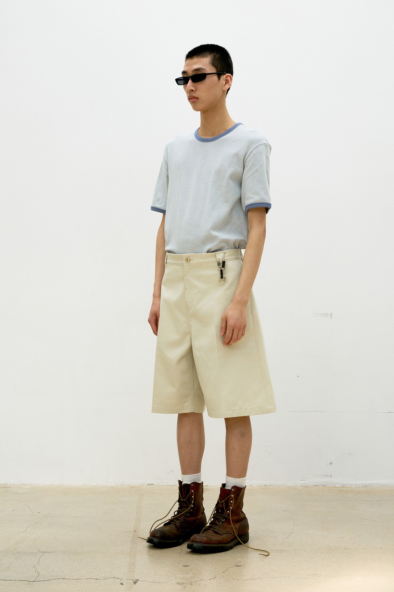 Coor - Cotton Blend Stitch Pointed Bermuda Pants (Sand Beige) product image 3 | TRAB K-Fashion Australia