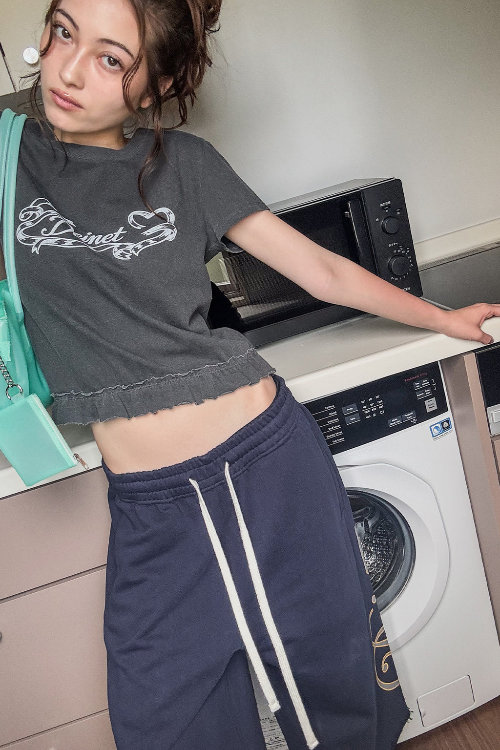 Deinet - Dn Script Sweat Bermuda Pants (Navy) product image 7 | TRAB K-Fashion Australia