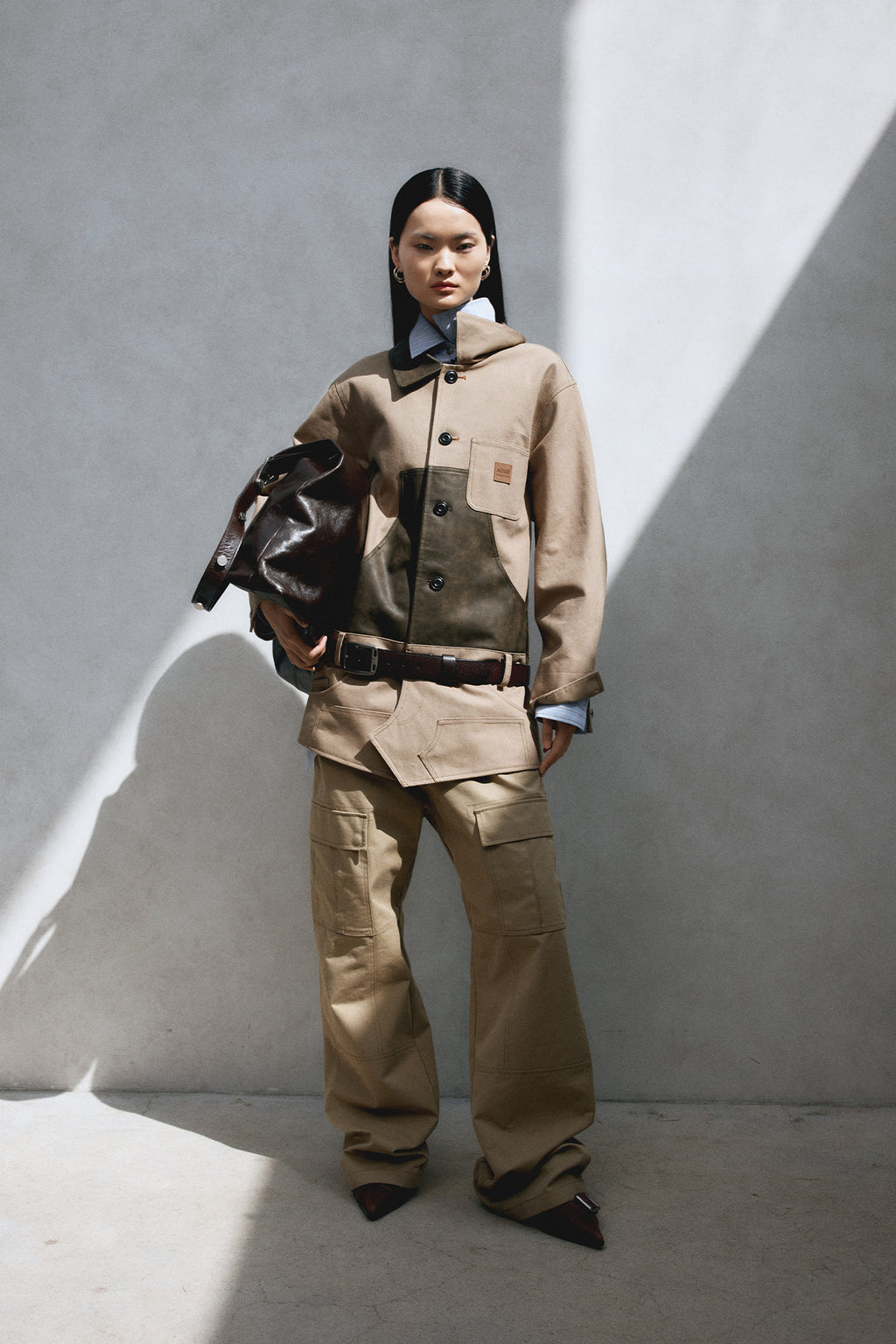 Andersson Bell - Carpenter Shorts Inserted Coat (Beige) product image 7 | TRAB K-Fashion Australia