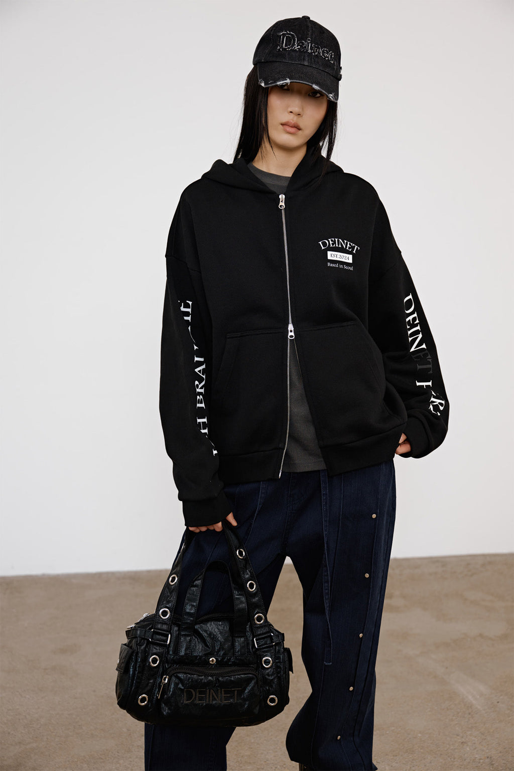 Deinet - German Lettering Hoodie Zip-Up (Black) product image 8 | TRAB K-Fashion Australia